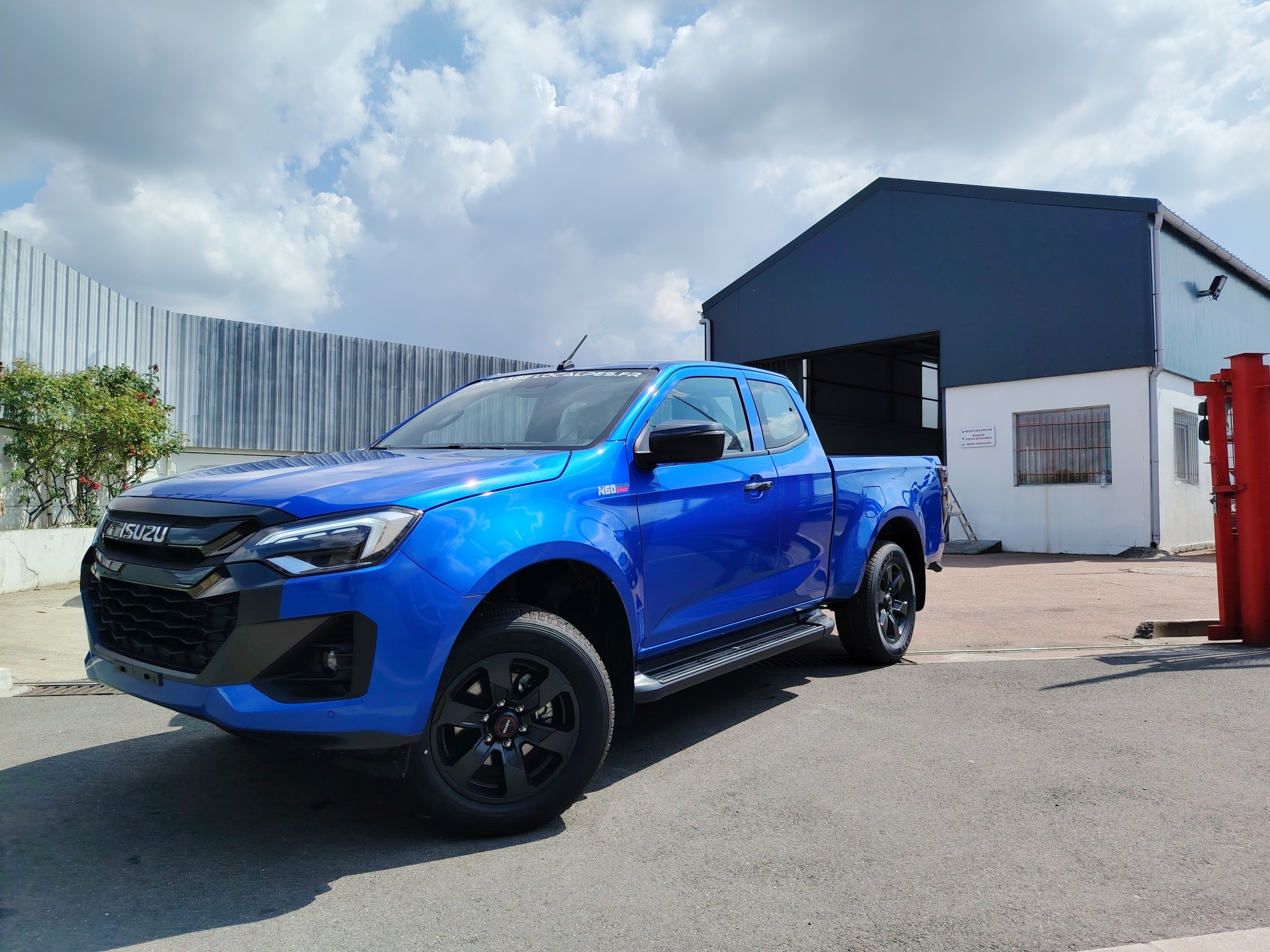 ISUZU N60 NITRO SPORT 4X4